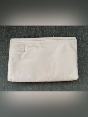 Vintage Anne Klein White Leather Clutch Wristlet